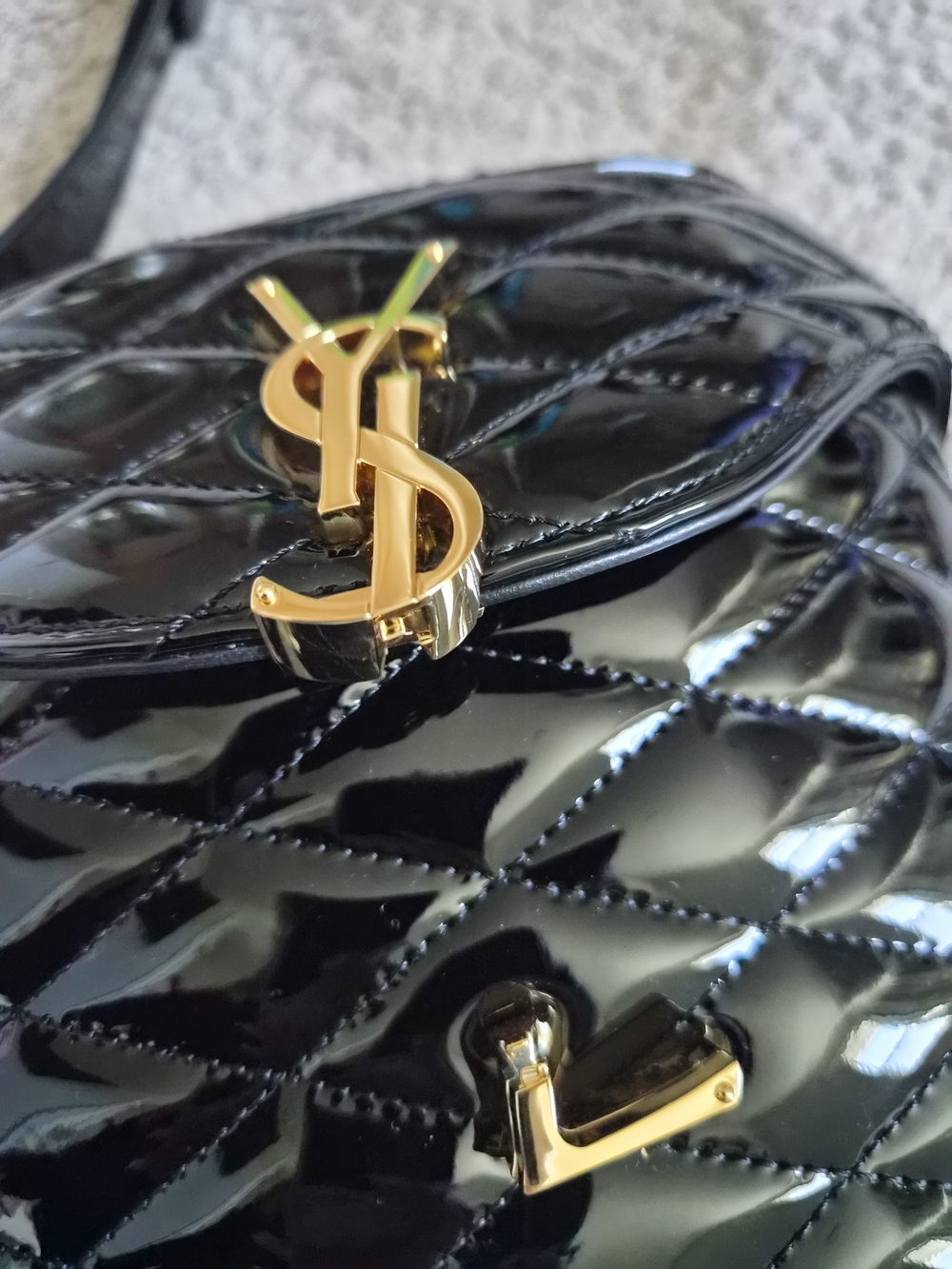 Pre-Owned Saint Laurent Black Patent Quilted Varnished Leather Box Bag - Picture 3 of 13